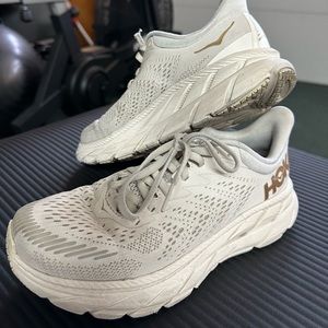 Hoka Clifton’s